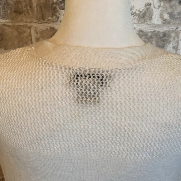 Lucky Brand ivory cardigan. Size L. Lightweight button down with pockets. - Picture 12 of 16